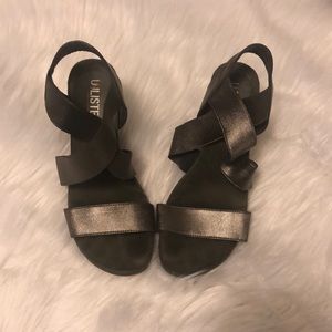 Gray strapped wedges